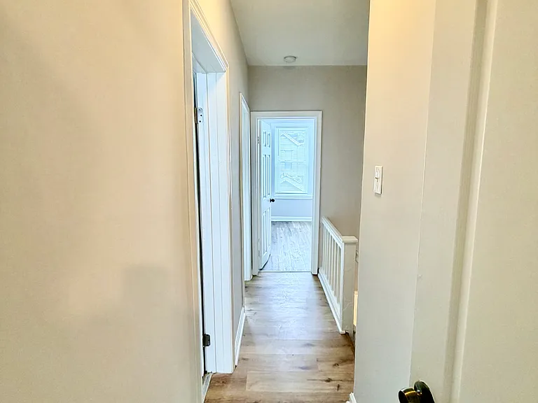 6525 Saybrook Ave — Photo 5