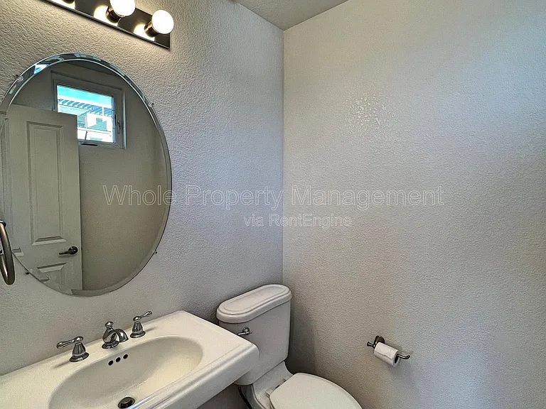 2488 Decatur St — Photo 12