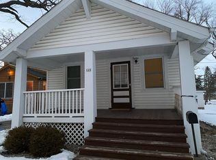516 W Joliet St, Crown Point, IN 46307