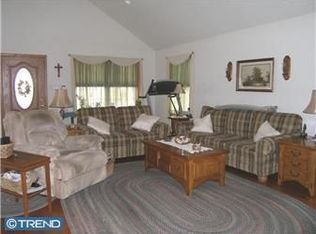 66 Pedrick Ave, Williamstown, NJ 08094