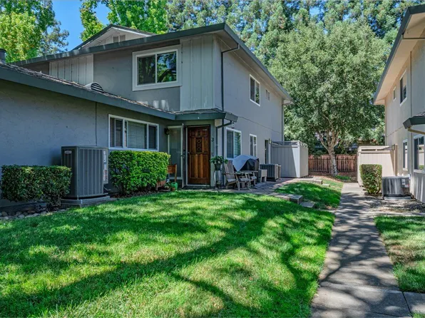 8172 Arroyo Dr APT 3, Pleasanton, CA 94588