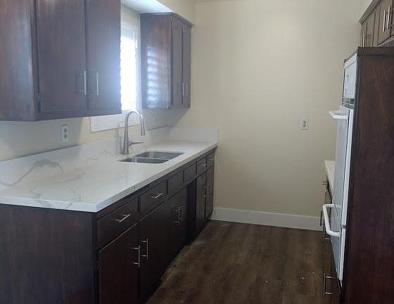 2nd image of 4059 W 142nd St APT A
