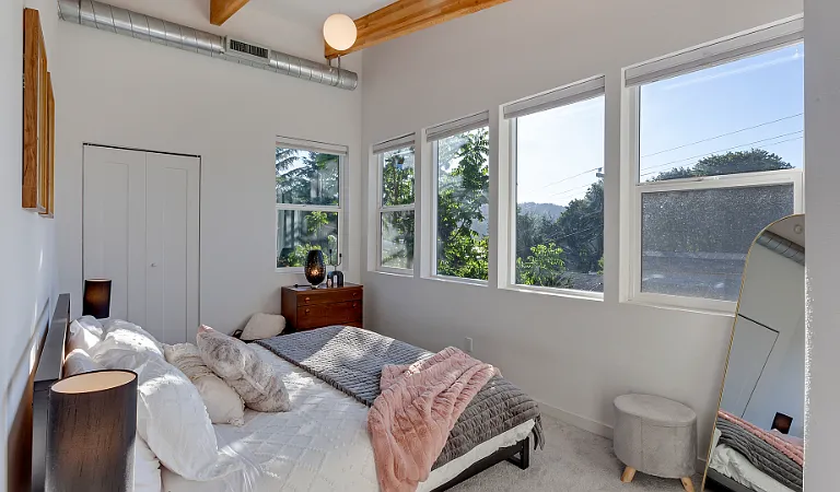 7468 N Catlin Ave #A — Photo 38
