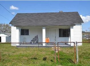 111 W Oak St, Rossville, GA 30741