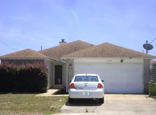 1506 Tommy Ln, Mary Esther, FL 32569
