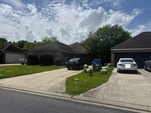12361 Dutchtown Villa Dr, Geismar, LA 70734