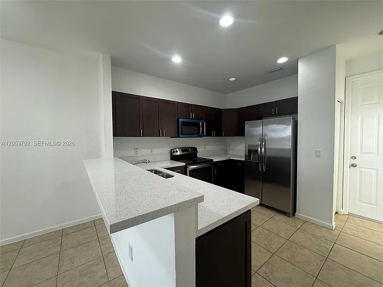 1415 NW 34th Way #1415 — Photo 7