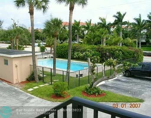 3rd image of 2309 S Federal Hwy APT 21