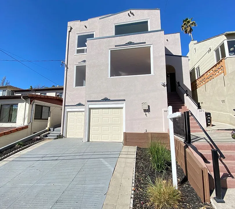 469 Capital St #1