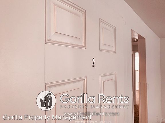 2nd image of 468 E Woodland Ave APT 2