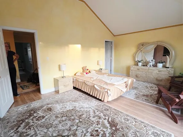 168 Beach 96th Street image 19 of 33