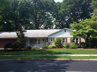 607 Hilltop Dr, New Cumberland, PA 17070