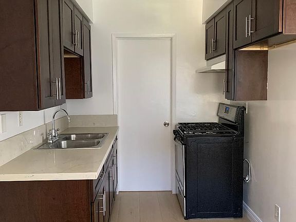 4th image of 1533 Palm Ave #Cd