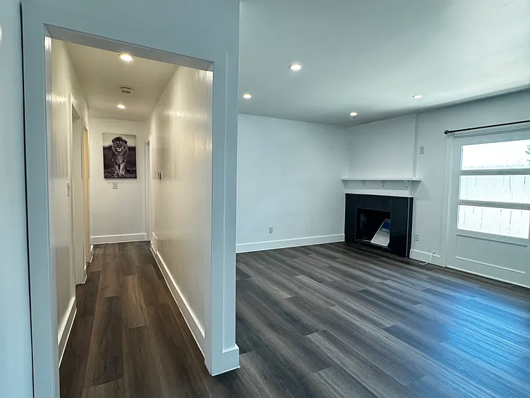 4702 E Avenue R12 — Photo 7