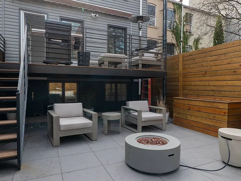 427 Pulaski St #1 — Photo 33