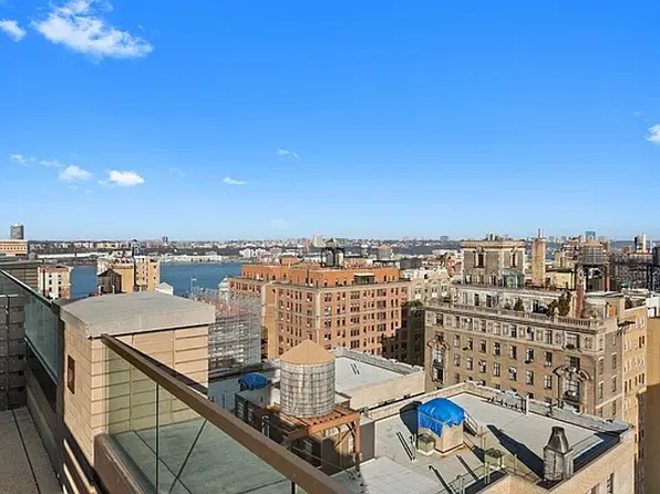 269 West 87th Street image 30 of 36