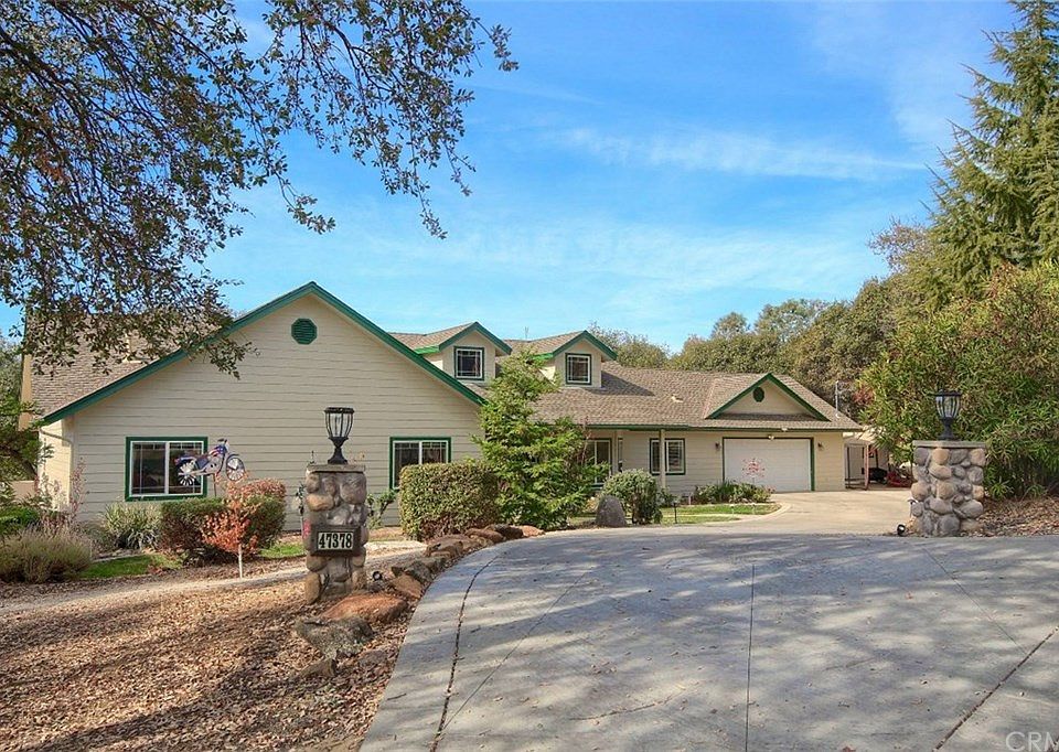 1st image of 47378 Lookout Mountain Dr