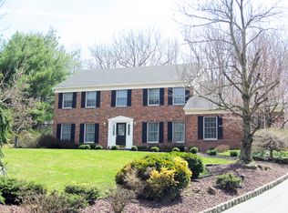 37 Morey Ln, Randolph, NJ