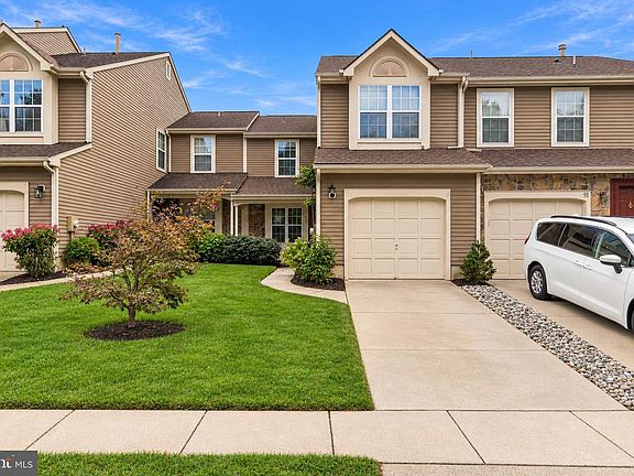 2nd image of 89 Kettlebrook Dr