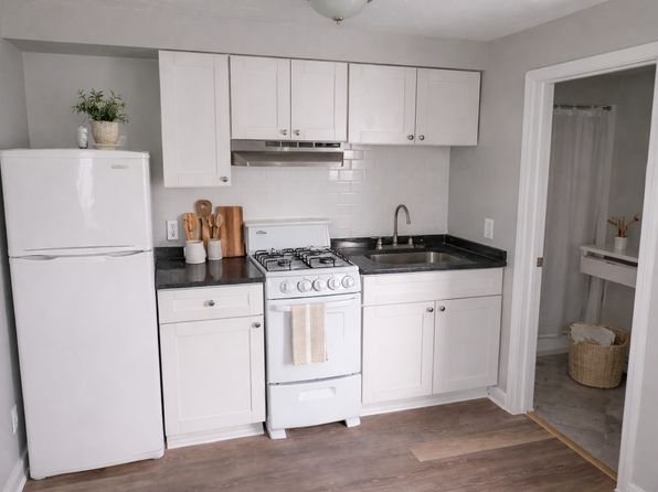 3 Lucier St #3B