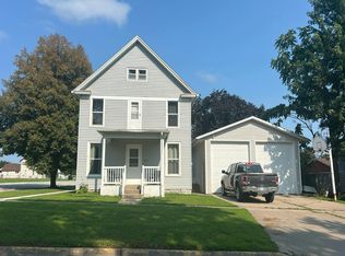 520 Chestnut St, Wilton, IA 52778