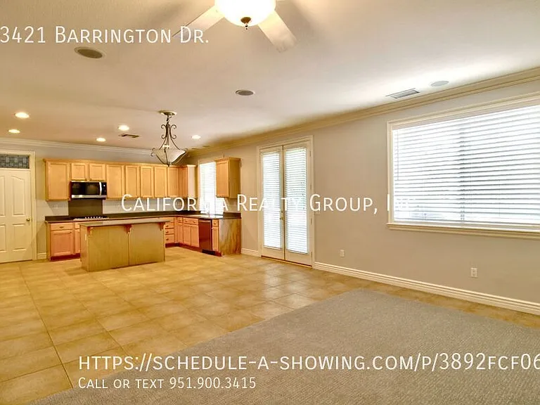 33421 Barrington Dr — Photo 15