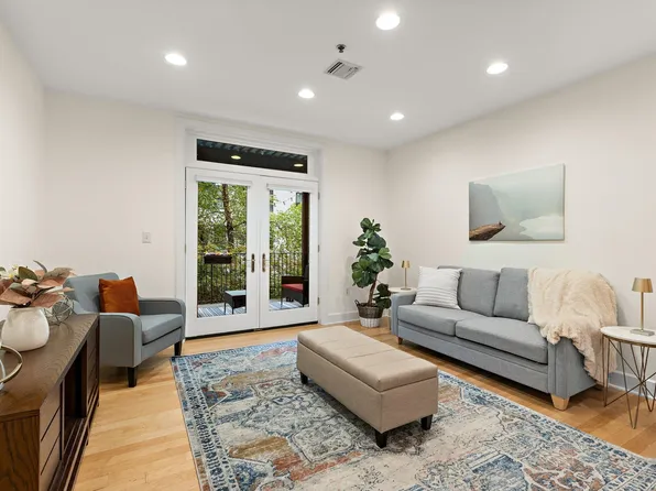 108 Jackson Street image 11 of 33