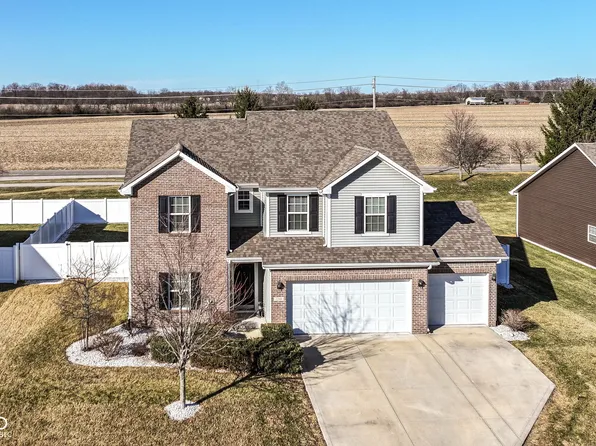 2260 Sante Fe Dr, Greenfield, IN 46140