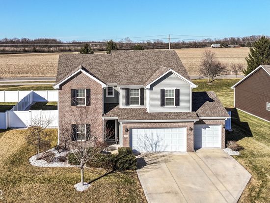 2260 Sante Fe Dr, Greenfield, IN 46140