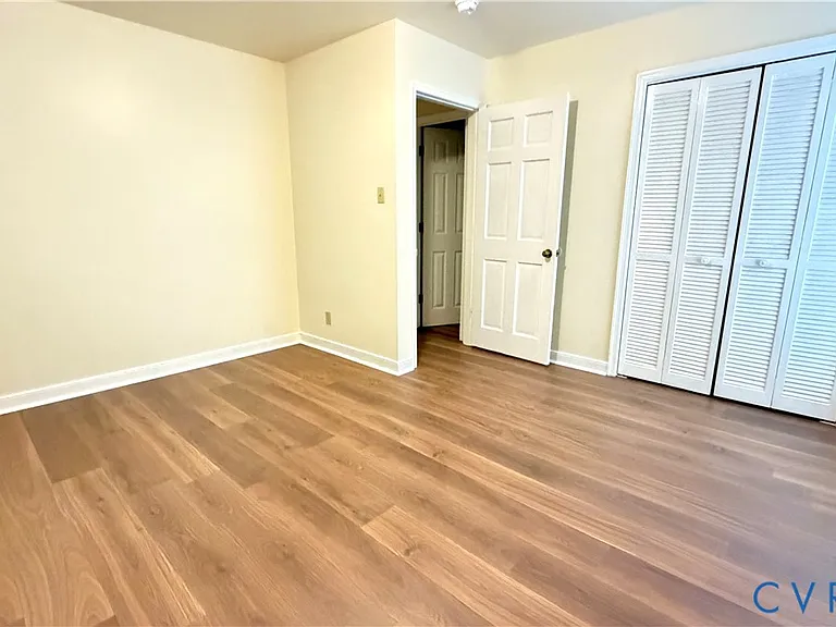 11625 Chester Station Dr — Photo 8