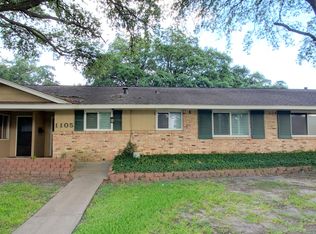 1105 Ramada Dr, Houston, TX 77062