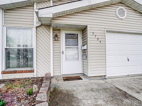 3rd image of 3704 Greenview Dr