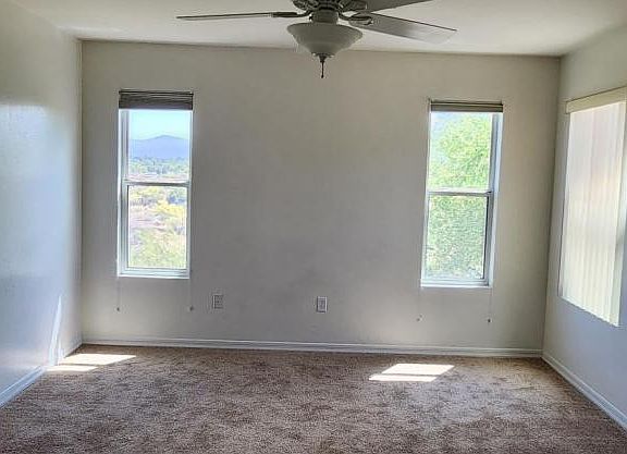 2nd image of 1043 S Pantano Overlook Dr