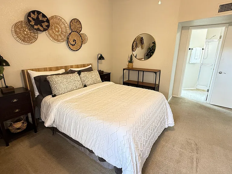 8713 W Bluefield Ave — Photo 13