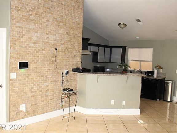 3rd image of 4625 Little Finch Ln