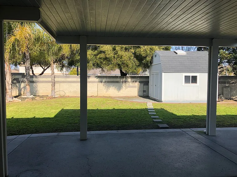 1385 Brookdale Ct — Photo 6