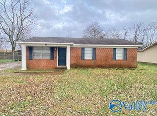 121 Allred Rd, Hazel Green, AL 35750