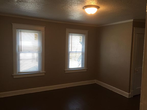 3rd image of 2803 E 39th St