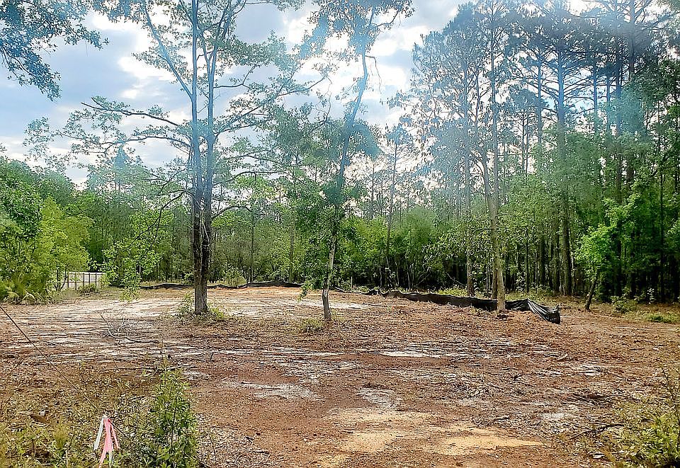 2nd image of 14470 Scenic Highway 98