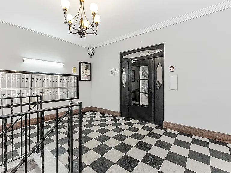 328 W 83rd St #2D — Photo 9