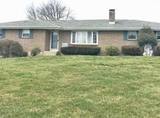 28 Rose Virginia Rd, Oley, PA 19547