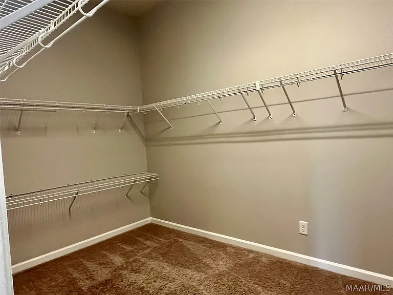 9408 Tillman Ct — Photo 36