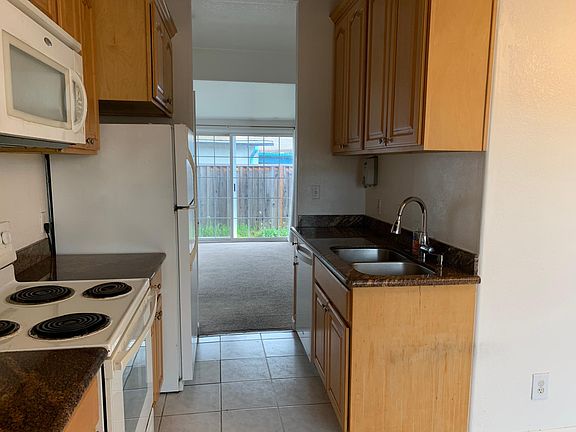 3rd image of 3170 Gawain Dr
