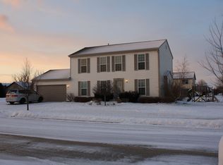 294 Julie Anna Ct, Belgium, WI 53004