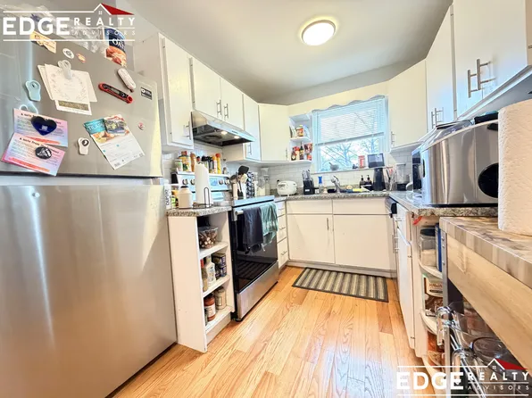 81-83 Orange St #2, Waltham, MA 02453