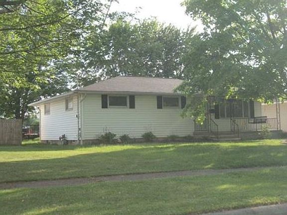 3rd image of 2101 Mark Dr
