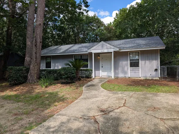 905 Tomahawk Ct, Tallahassee, FL 32304