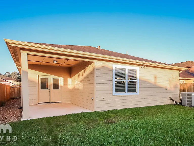 6510 Pine Tree Spg — Photo 15