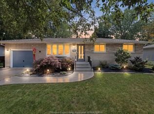 5730 Canada St, Lasalle, ON N9H 1M3