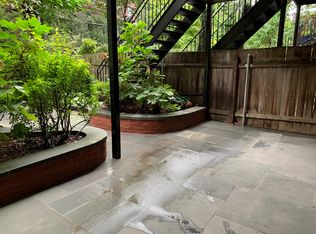 196 Berkeley Pl #1, Brooklyn, NY